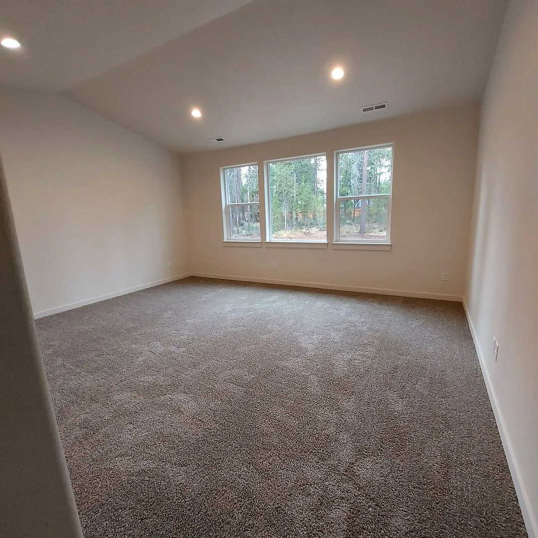 Available Now! | 2022 Build | 1-Acre Lot — Photo 4