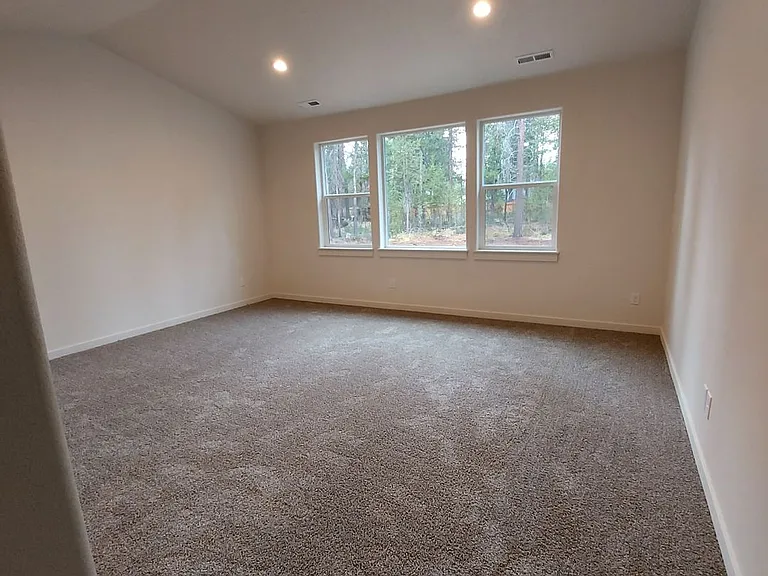 17026 Kasserman Dr — Photo 4