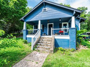 224 Broadway St NW, Lenoir, NC 28645