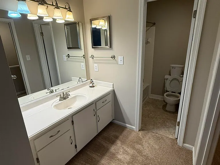 109 Scott Ln #109 — Photo 8