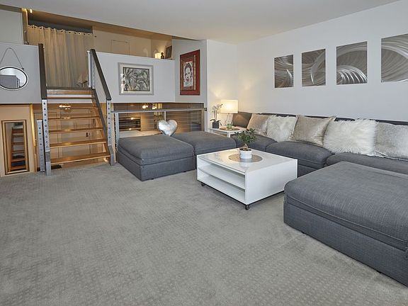 4th image of 225 E 86th St APT 903