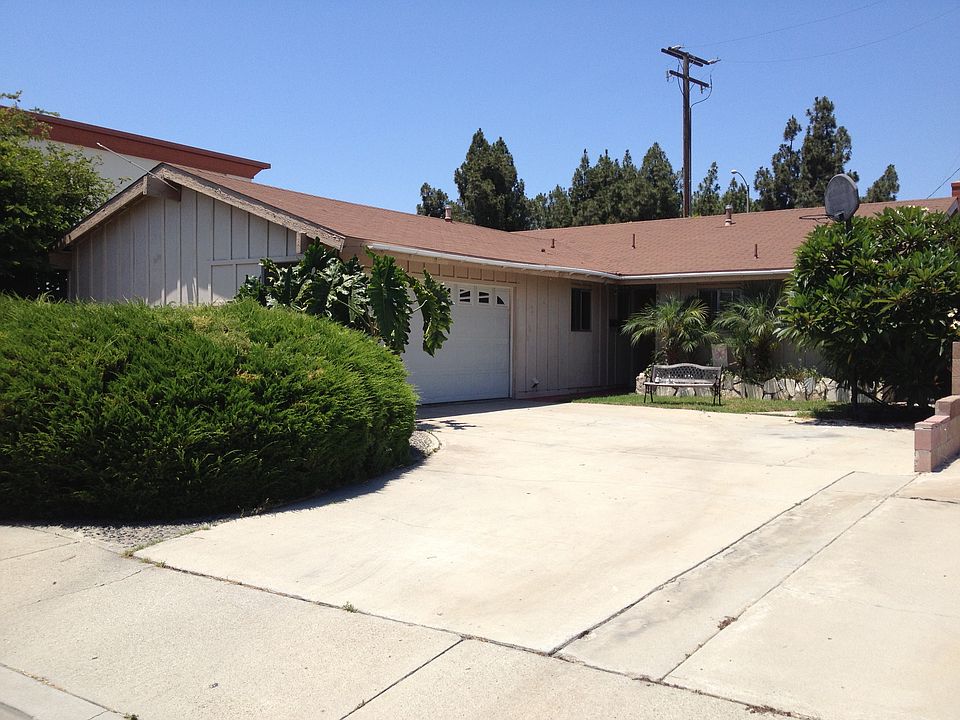 1st image of 6523 Dillman St