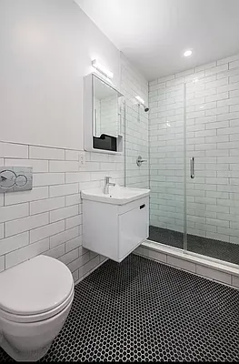 Rented by REAL New York | media 10