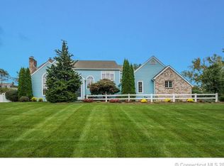 8 Cleary Ln, Windsor, CT 06095