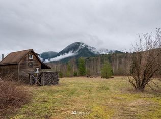 9915 Star Dust Ln, Maple Falls, WA 98266