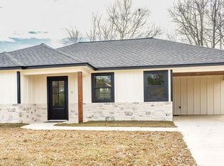 1904 Spring St, Marshall, TX 75670