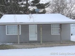 725 W Lake Rd W, Scottsburg, IN 47170