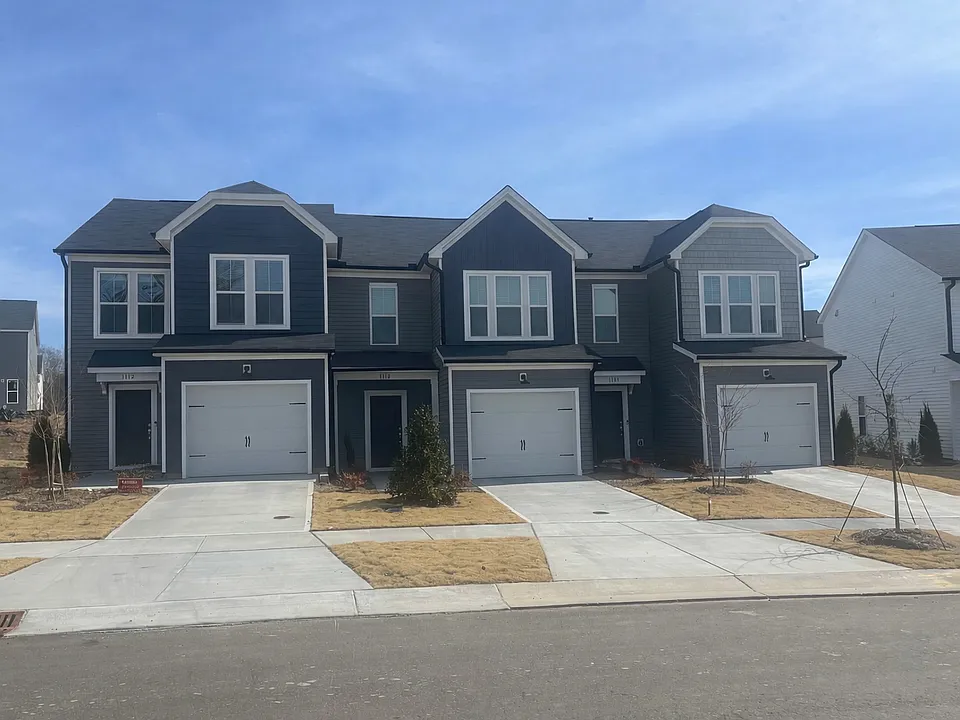 1112 Carpenter Falls Ave #1112 PENTHOUSE