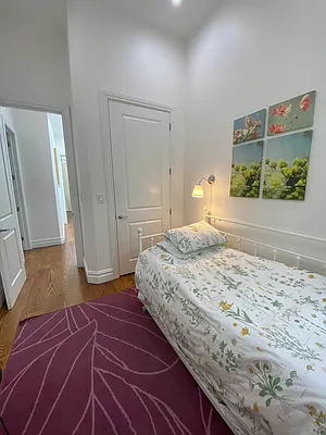 Rented by The Brokerage Group LLC | media 34