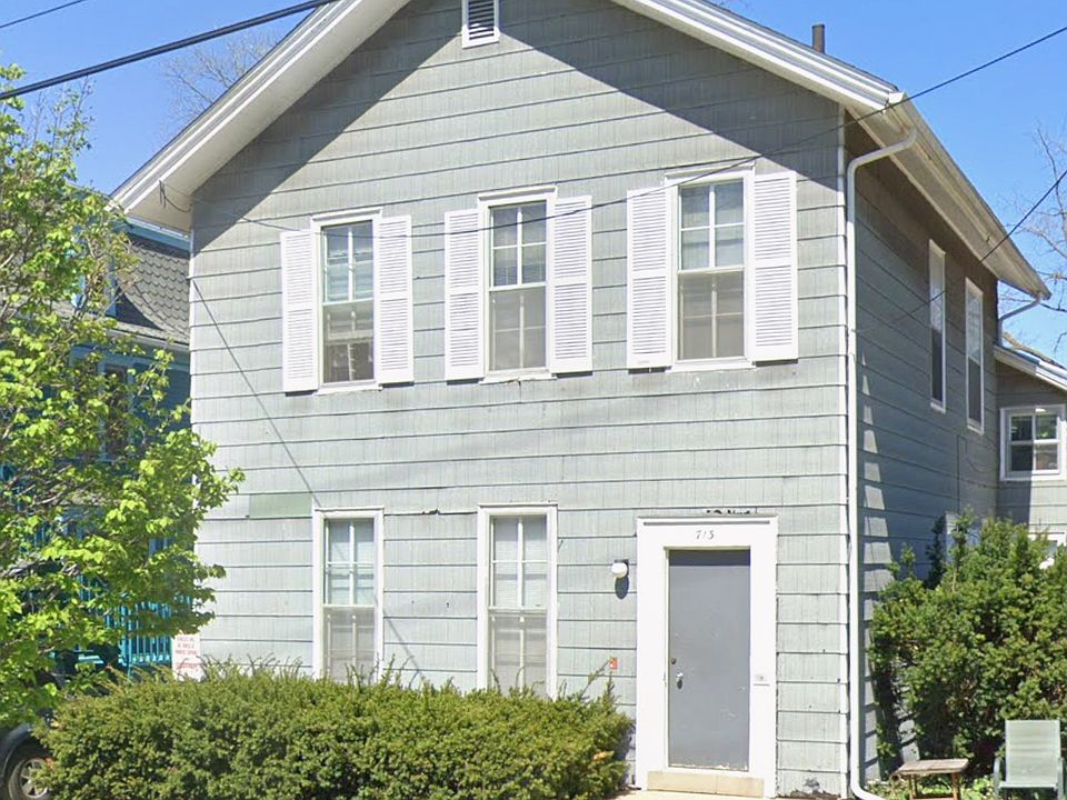 1st image of 713 Catherine St