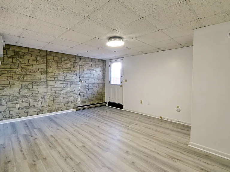 3606 Staunton Ave SE #4 — Photo 3