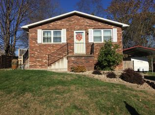 1005 37th St, Vienna, WV 26105