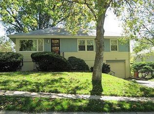 8081 Castelar St, Omaha, NE 68124