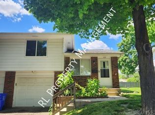 1123 McCarley Dr W, Columbus, OH 43228