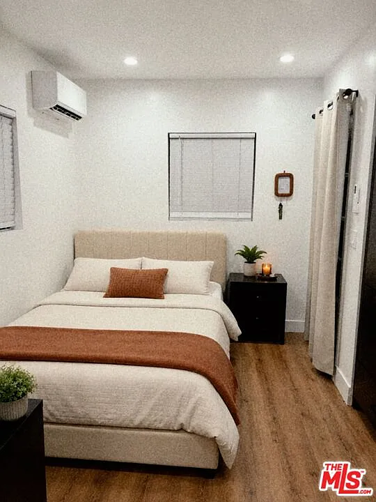 1 bed, 1.0 bath, $1,995 — Photo 2