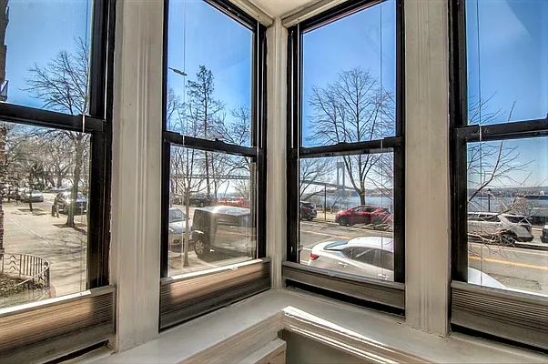 Sold by REMAX Elite | media 1