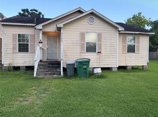 9720 Tuffly St, Houston, TX 77029