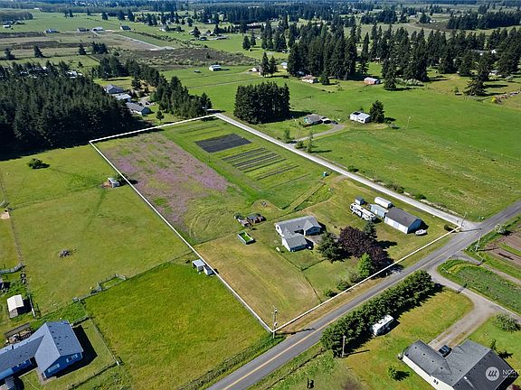 4th image of 3741 163rd Avenue SW