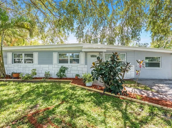 9370 89th Ave, Seminole, FL 33777