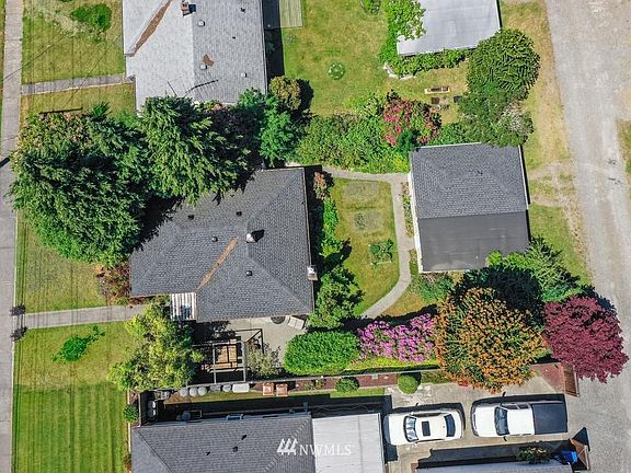 2nd image of 4413 N 18th St