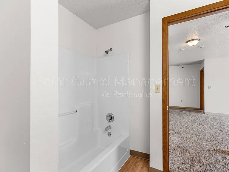 Maple Park Apartments — Photo 20