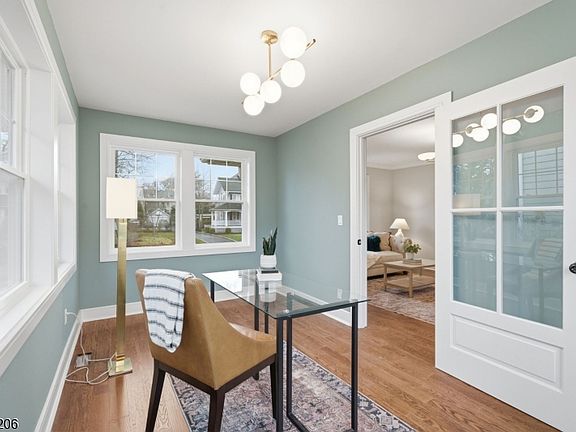 3rd image of 14 Marion Rd