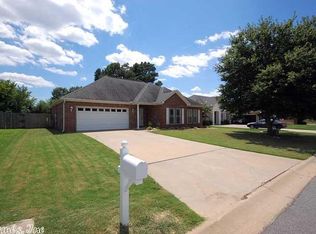 2835 Garden Walk Ln, Conway, AR 72034