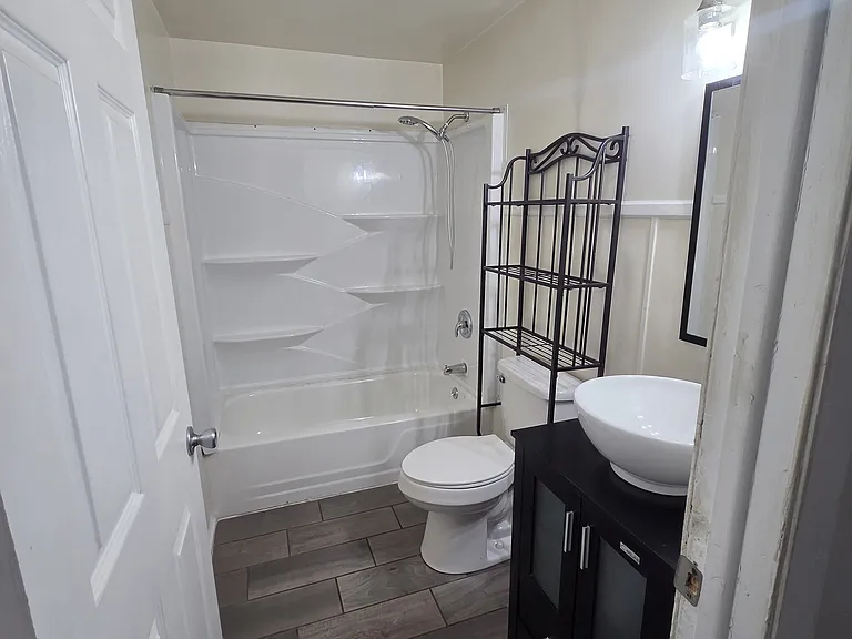 86 Marco Ln — Photo 10