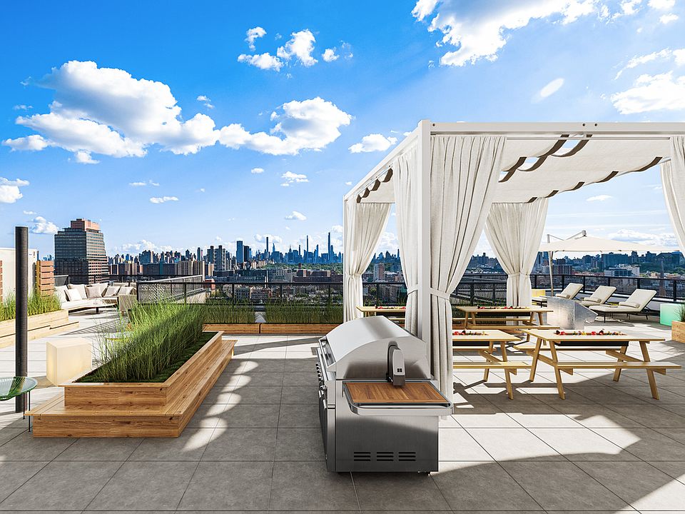 1st image of 62 W 125th St #304