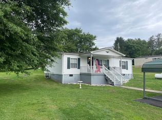 240 Brunty Hollow Rd, Fairdale, WV 25839