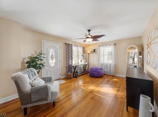 38 Pallant Ave, Linden City, NJ 07036