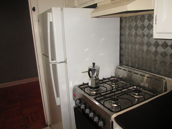 5th image of 220 Madison Ave APT 2K