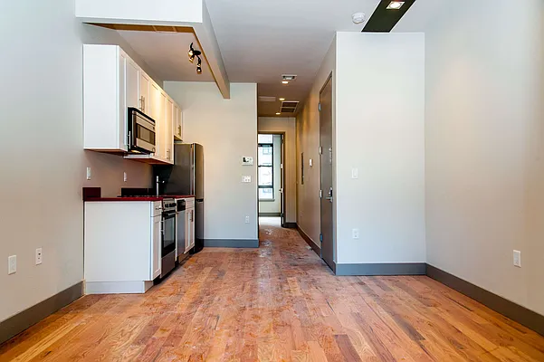 Rented by Nooklyn NYC LLC | media 14