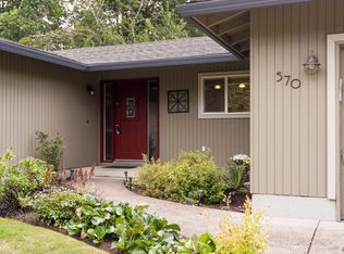 570 Mar Loop, Eugene, OR 97401