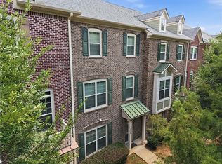 2270 Tenor Ln, Alpharetta, GA 30009