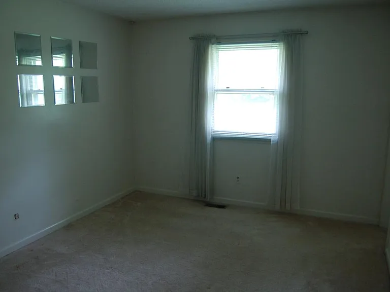 7165 Noel Rd — Photo 20