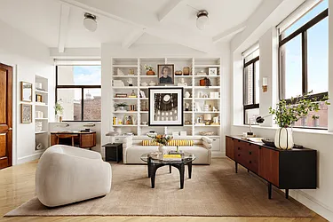 2 Cornelia Street, #506