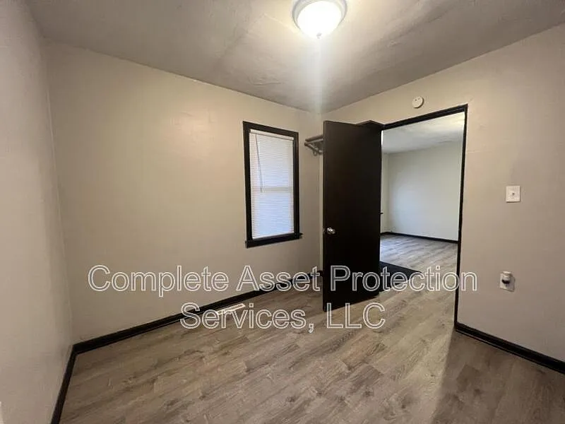 2 bed, 1.0 bath, 787 sqft, $1,465 — Photo 4