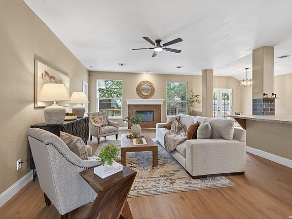4th image of 1640 Sunstone Cir