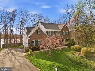 17988 Swans Creek Ln, Dumfries, VA 22026