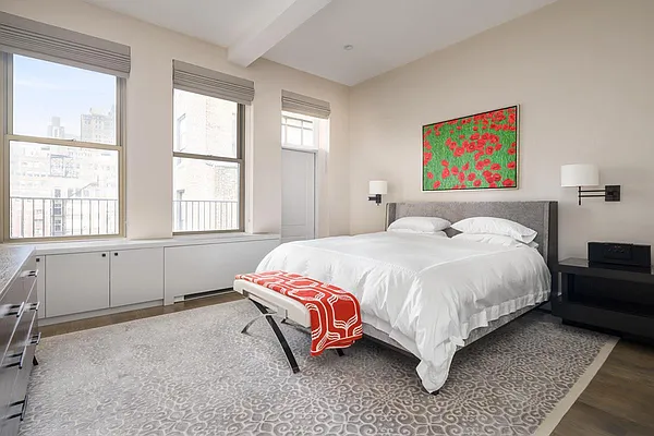 Sold by Modlin Group | media 4