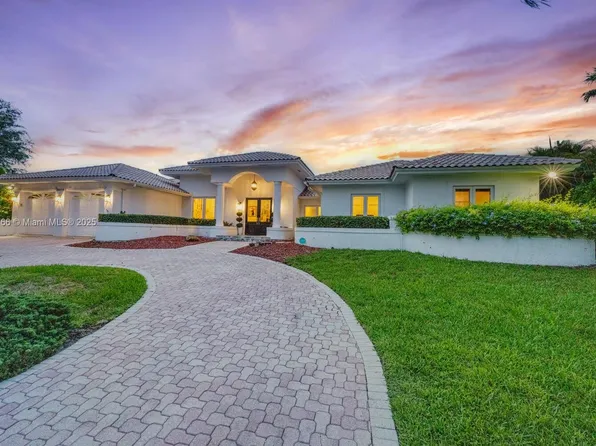 16070 SW 77th Ct, Palmetto Bay, FL 33157