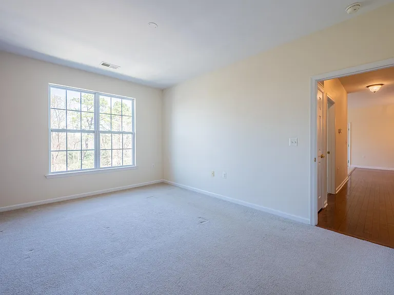 539 Sophee Ln #539 — Photo 46