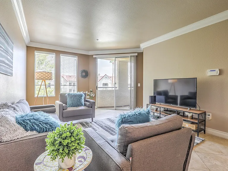 230 E Flamingo Rd #219 — Photo 2