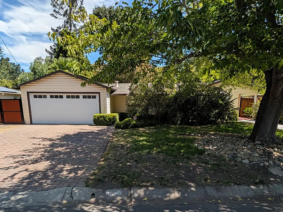 175 Arlene Dr