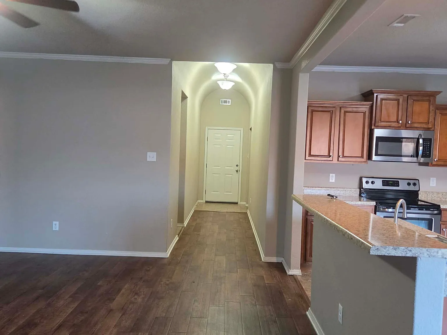 3 Bedroom - Near Valley View Schools — Photo 2