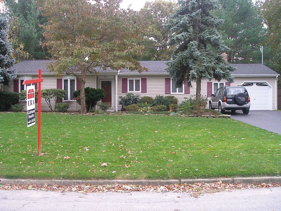 1st image of 6 Oakwood Ave