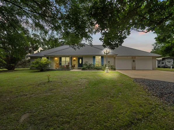 1656 Jeane Chapel Rd, Leesville, LA 71446