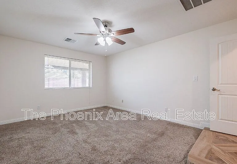 3231 N Woodburne Dr — Photo 22
