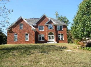 815 Links View Dr, Sugar Hill, GA 30518